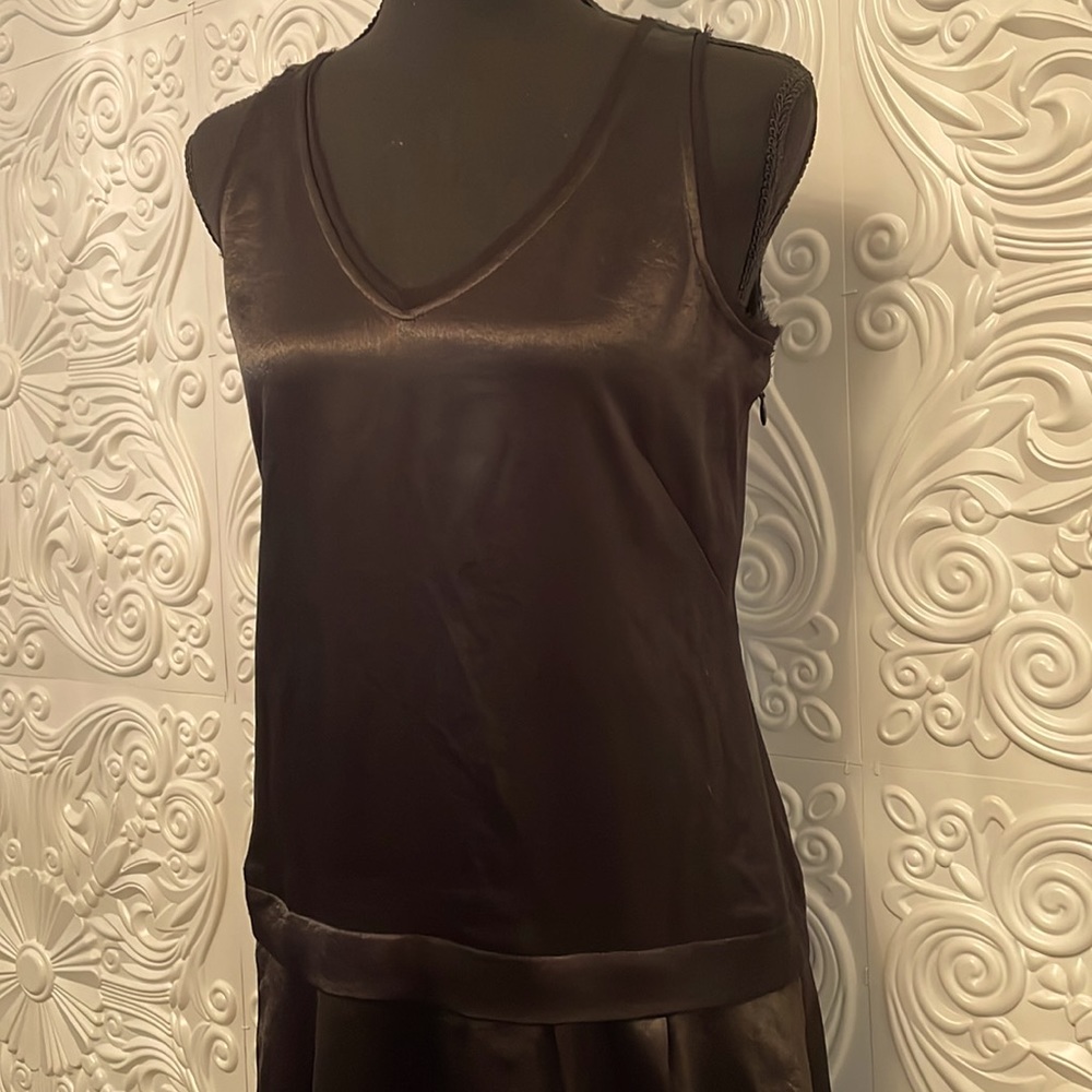 Adrianna Papell Size 4 Black midi dress - Picture 2 of 11